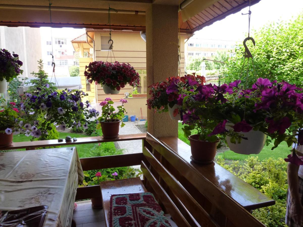 לינה וארוחת בוקר קונסטנצה Casa Edwin מראה חיצוני תמונה