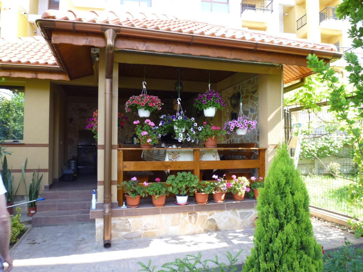 לינה וארוחת בוקר קונסטנצה Casa Edwin מראה חיצוני תמונה