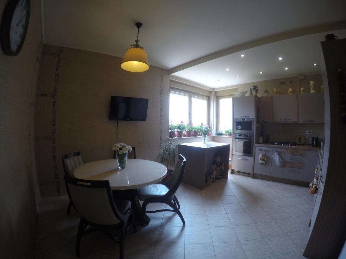 לינה וארוחת בוקר קונסטנצה Casa Edwin מראה חיצוני תמונה
