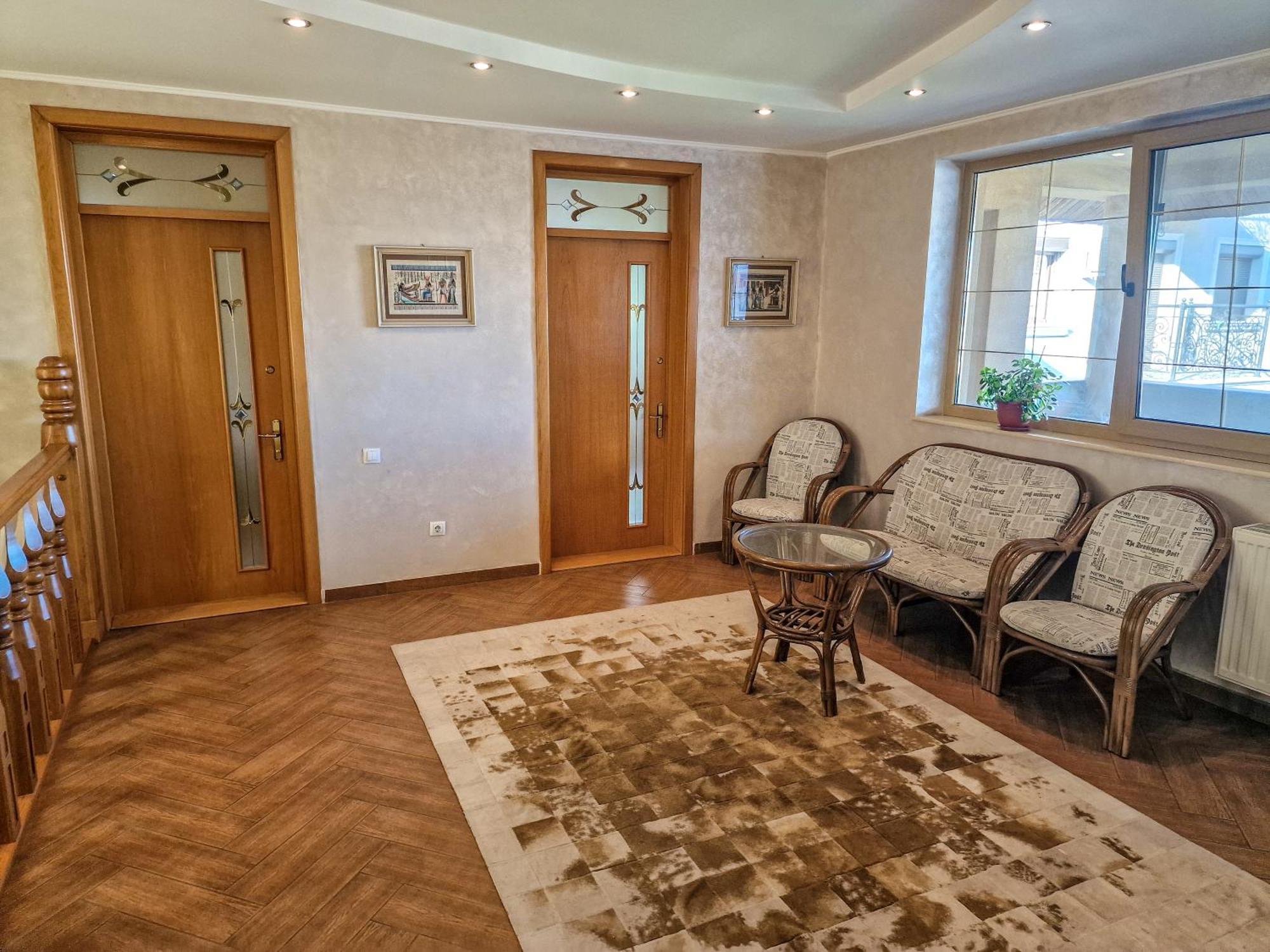 לינה וארוחת בוקר קונסטנצה Casa Edwin מראה חיצוני תמונה
