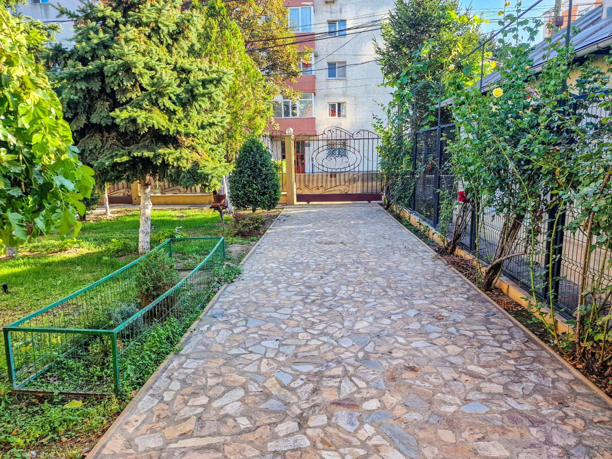 לינה וארוחת בוקר קונסטנצה Casa Edwin מראה חיצוני תמונה